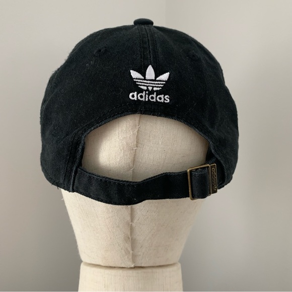 ✨ 2/$25 ✨🛍 Adidas Black Adjustable Strap Back Cotton Dad Hat - Picture 5 of 15